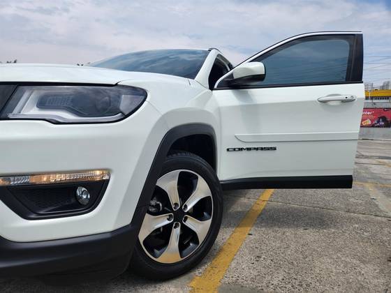 JEEP COMPASS 2.0 16V FLEX LONGITUDE AUTOMÁTICO